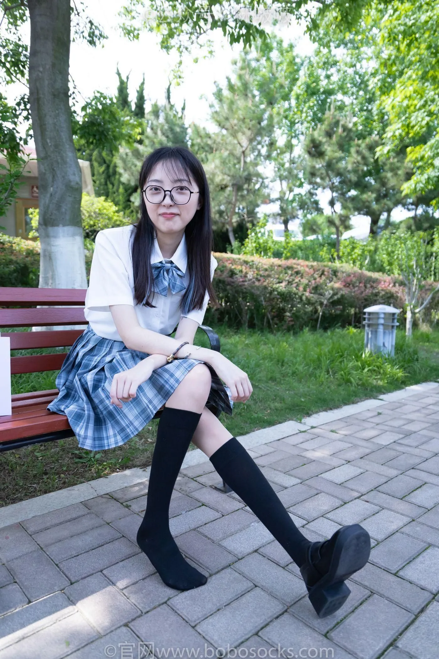 [BoBoSocks袜啵啵]NO.007 稚予-JK制服、皮鞋、黑色中筒棉袜、肉丝 [143P]插图6